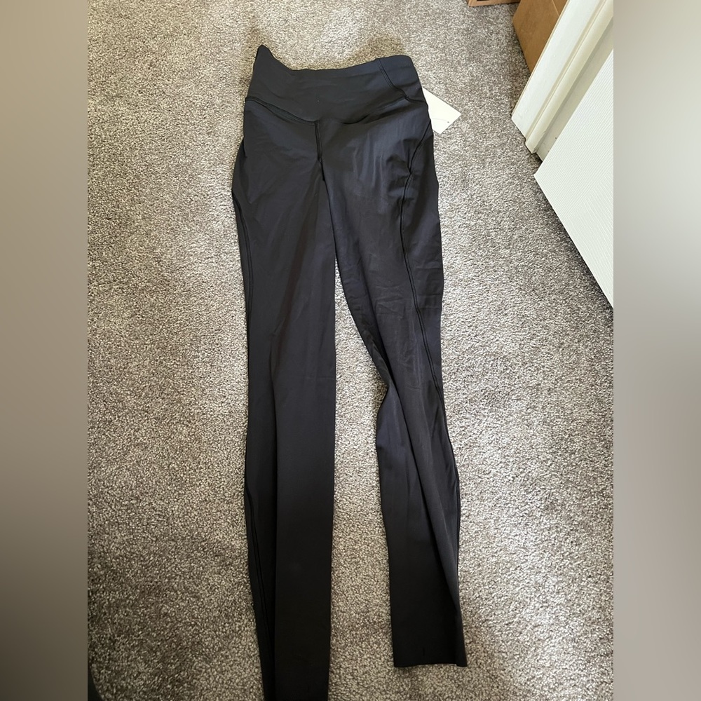 Lululemon black base pace hr tight 28” brushed size 4